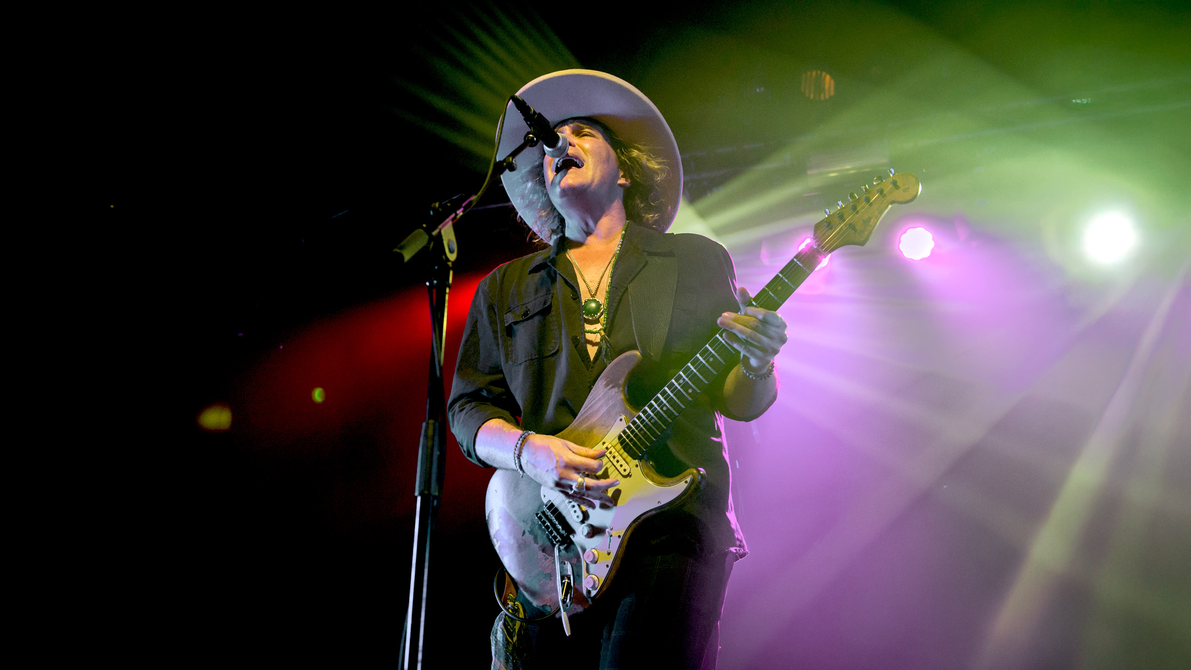 Philip Sayce live